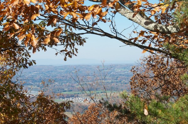 HouseMountain2.jpg HouseMountain2