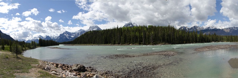 AthabascaRiver20130604small.jpg AthabascaRiver20130604small