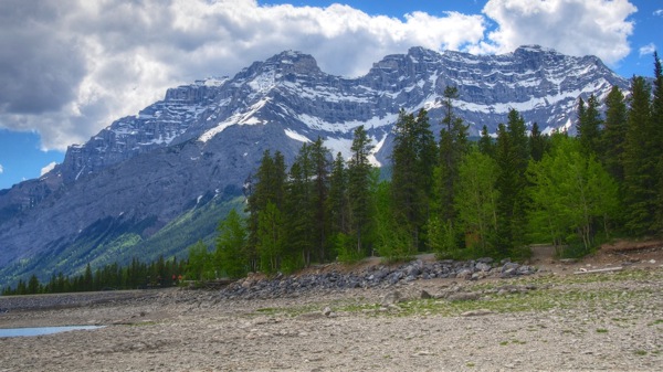 BanffNPMinnewankaVista4