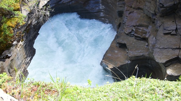 JasperNPAthabascaFallsPothole.jpg JasperNPAthabascaFallsPothole