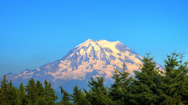 DSC 9178 79 80 tonemapped