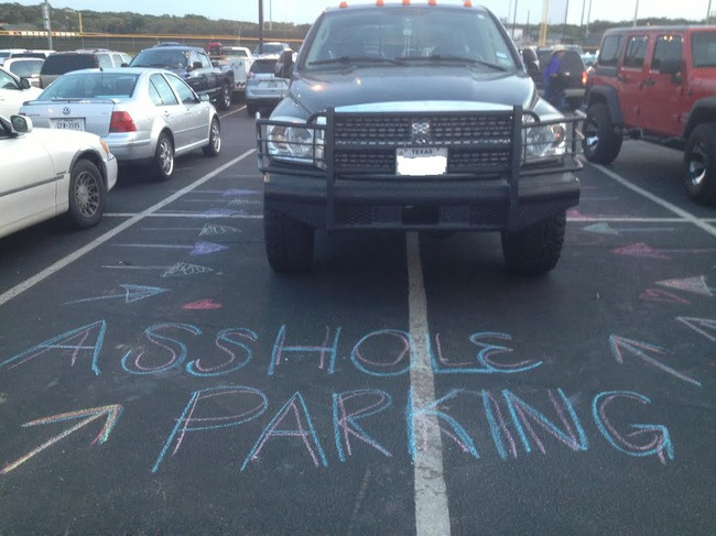 24 Bad Parkers Who Got A Swift Visit From Karma Wildmmo 11