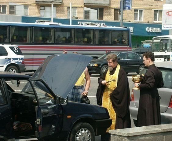 MechanicTwoPriests.jpg MechanicTwoPriests