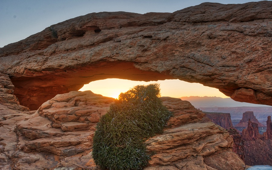 D71 8687 AuroraHDR2018 edit