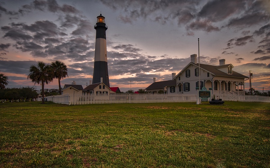 D75 1268 AuroraHDR2018 edit Luminar2018 edit