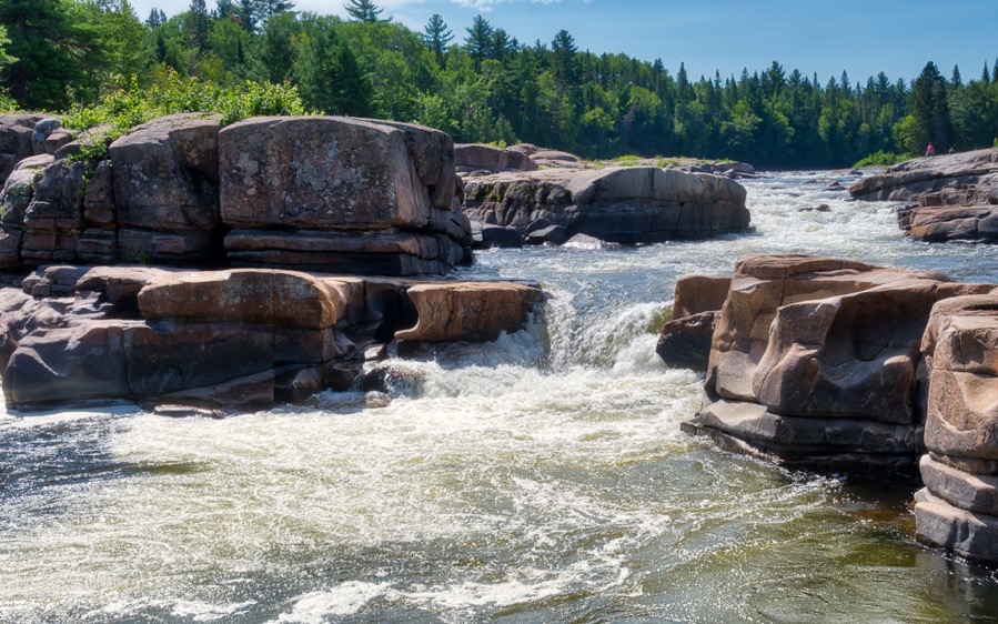 D75 3823 AuroraHDR2018 edit