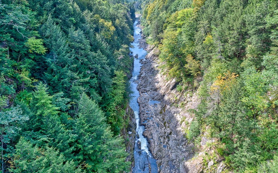 D75 4939 AuroraHDR2018 edit