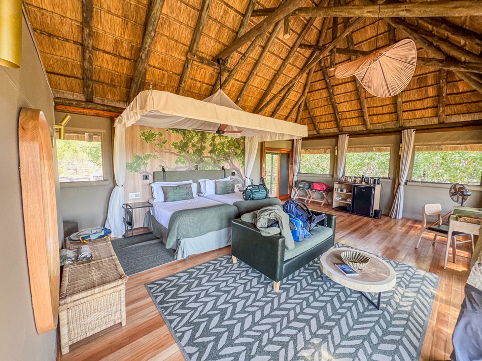 20250803 iPhone15 Botswana 5868.